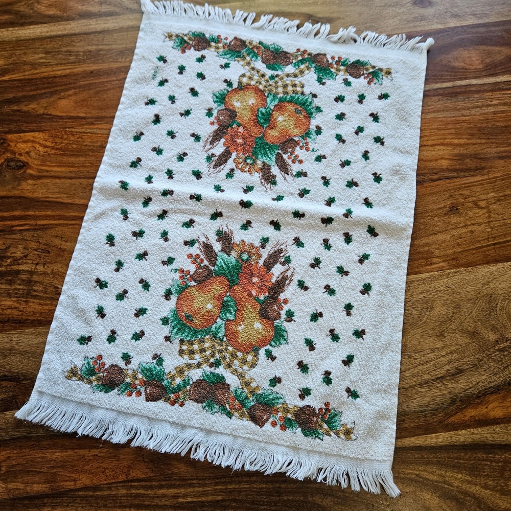 Vintage 90s Cannon Hand Towel Harvest Pear Acorn Wheat Fringe Cream Made in USA